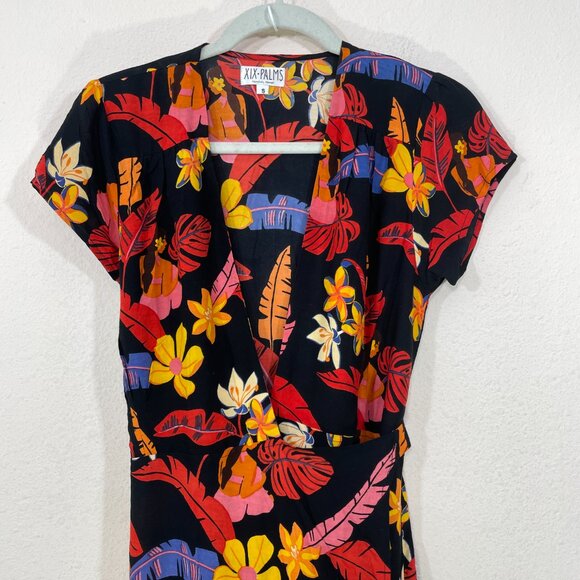 XIX Palms Hawaii Maxi Wrap Dress Size S  Floral Long Rayon Short Sleeve Resort‎ - Picture 3 of 8